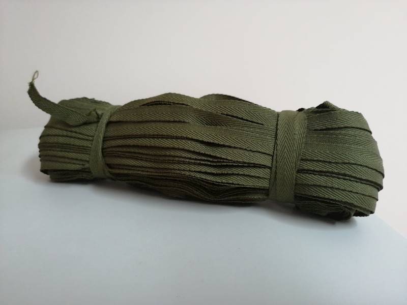 Taśma bawełniana jodełka - 10mm - khaki - 50mb