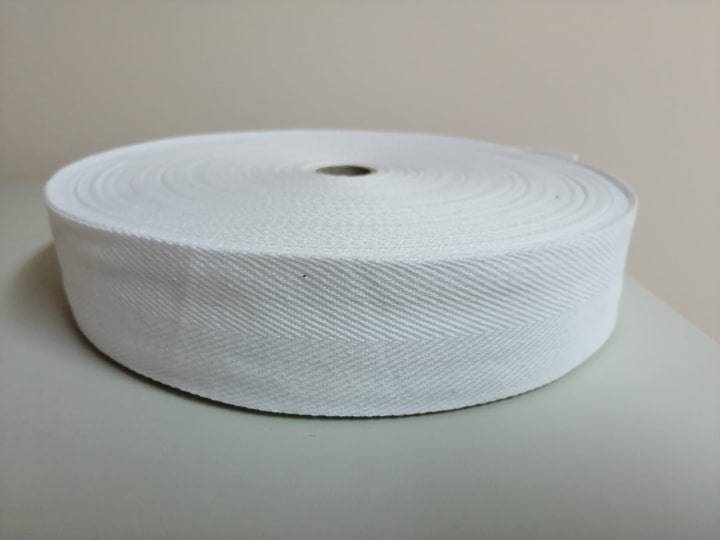 Taśma bawełniana jodełka biała - 40mm - 50mb