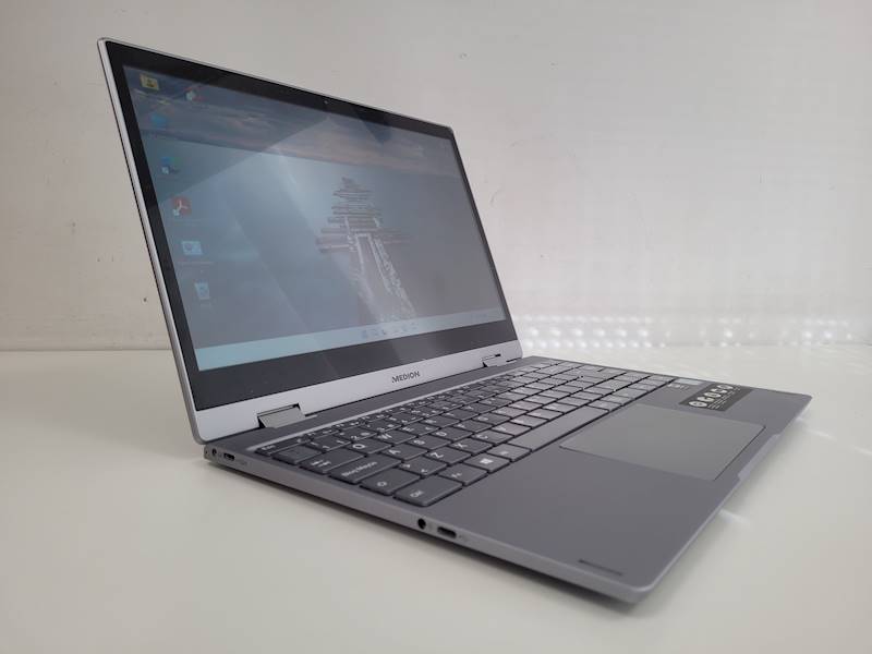 Medion S4401 2in1 dotykowy