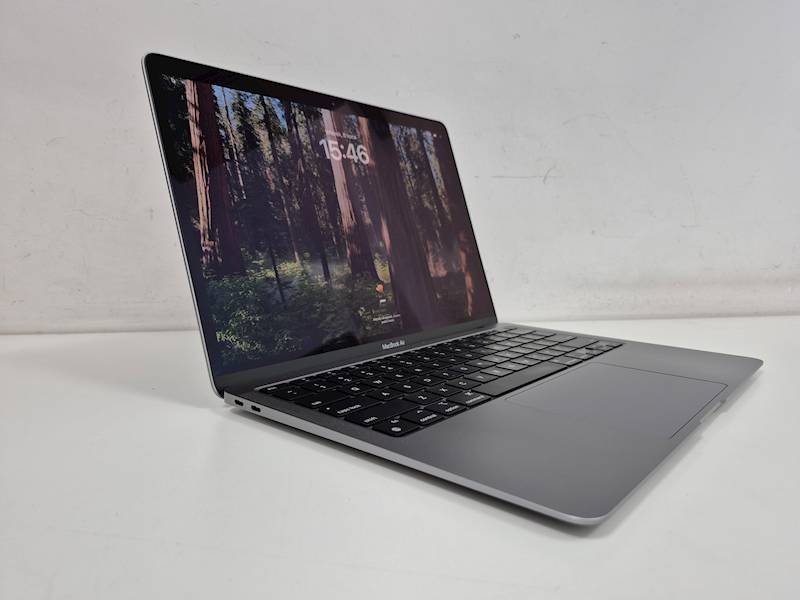 Apple McBook Air A2337 2020