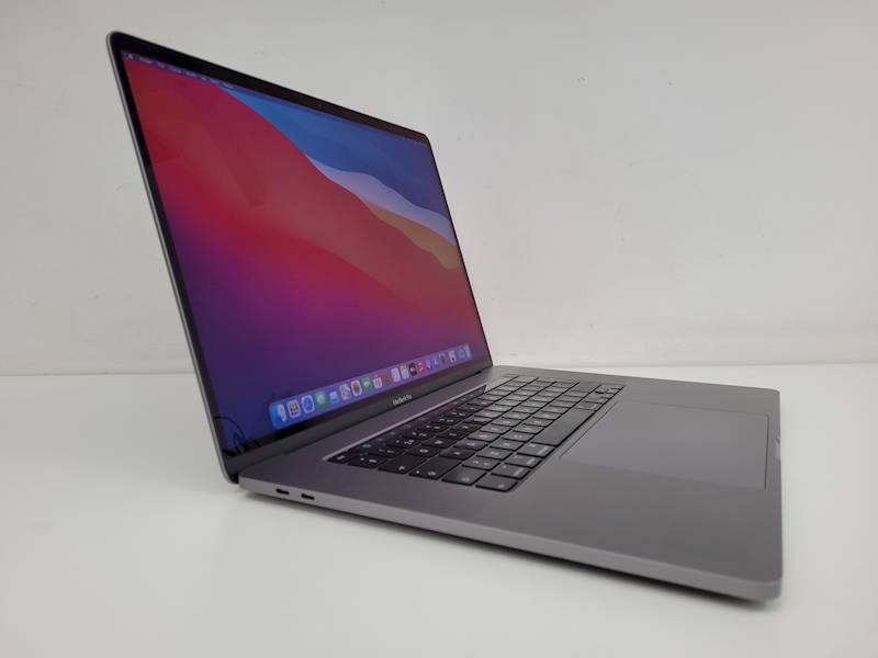 Apple McBook Pro A2141 16 i9
