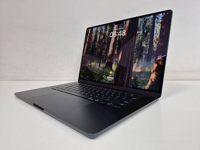 Apple McBook Air A2941 2023