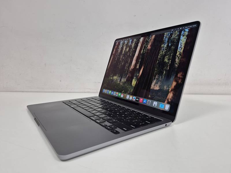 Apple MacBook Air A2681 2022