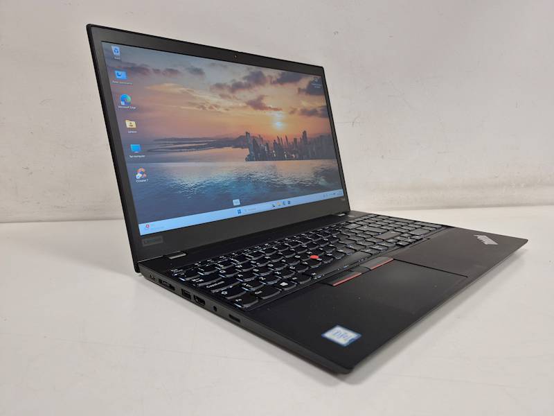 Lenovo ThinkPad T590