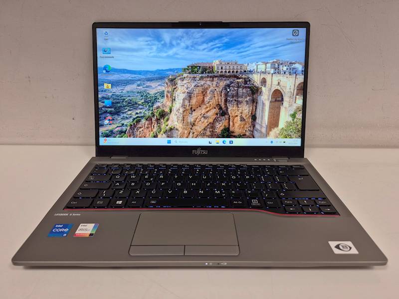 Fujitsu Lifebook U7411