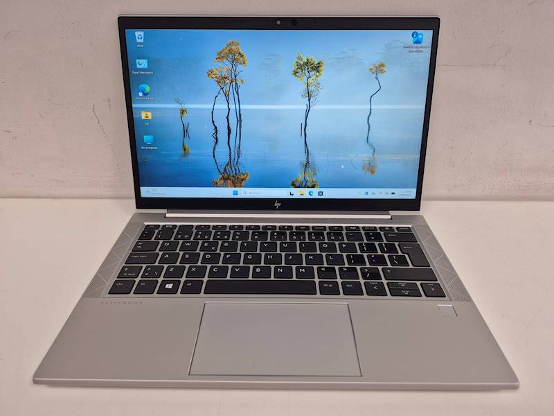 HP EliteBook 830 G8