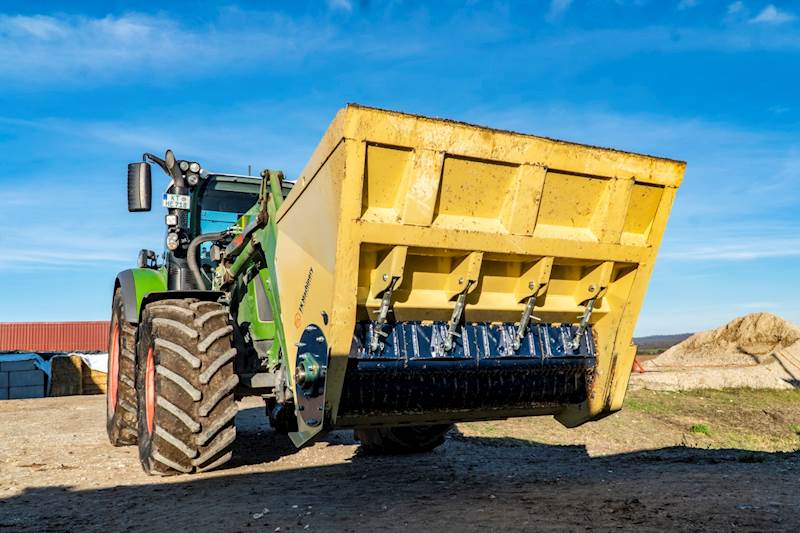 Szufla do siekania rozdrabniania buraków 2.4m