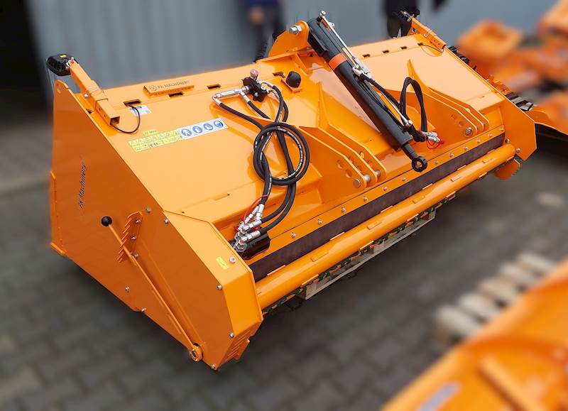 Posypywarka piasku SAND MASTER 2,4m