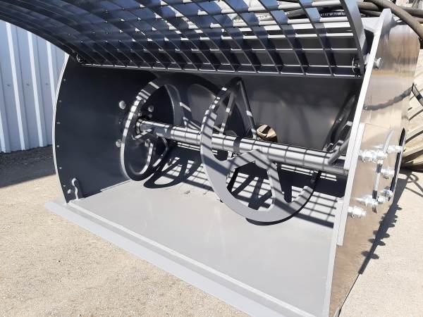 Szufla z mieszalnikiem do betonu 1,4m