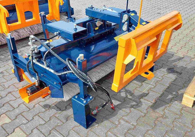 Zamiatarka szczotkowa 1,2m MINI TANK