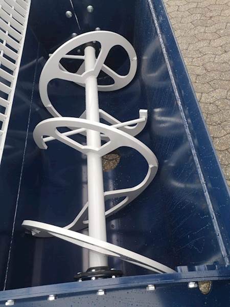 Szufla z mieszalnikiem do betonu 2m