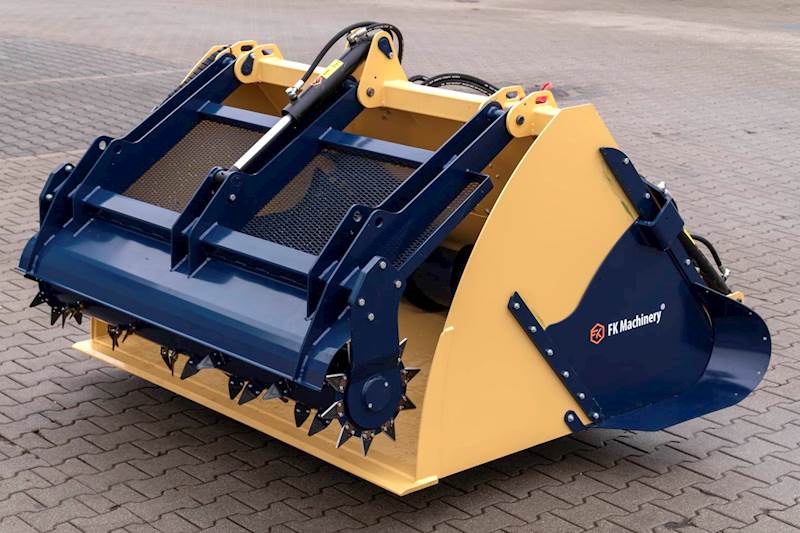 Szufla ślimakowa do zadawania paszy z frezem 1.6m