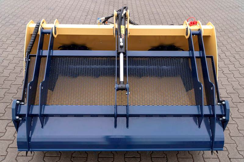 Szufla ślimakowa do zadawania paszy z frezem 1.6m