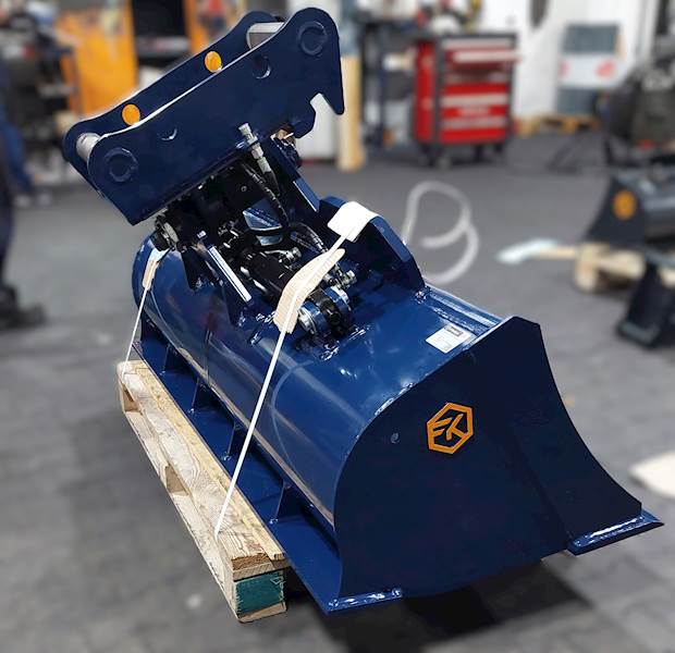 Łyżka skarpowa hydrauliczna 1800mm DUO 8,5-10T S50