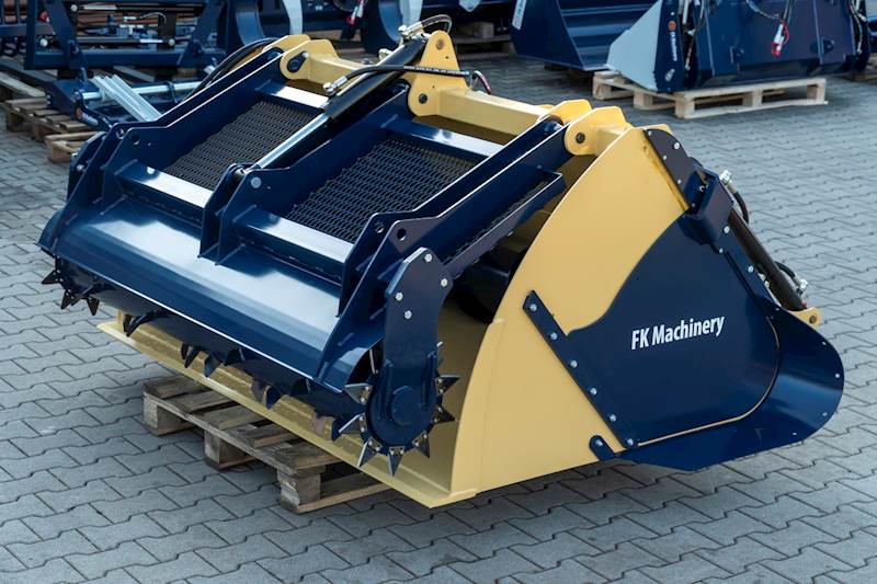 Szufla ślimakowa do zadawania paszy z frezem 1.8m