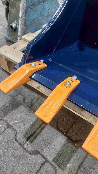 Łyżka podsiębierna 700mm 2,6-3,5T Lehnhoff MS03