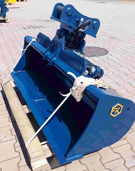 Łyżka skarpowa hydrauliczna 1500mm 5-6T Kubota U48