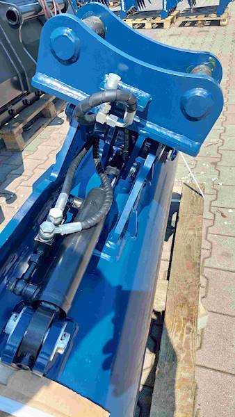 Łyżka skarpowa hydrauliczna 1500mm 5-6T Kubota U48