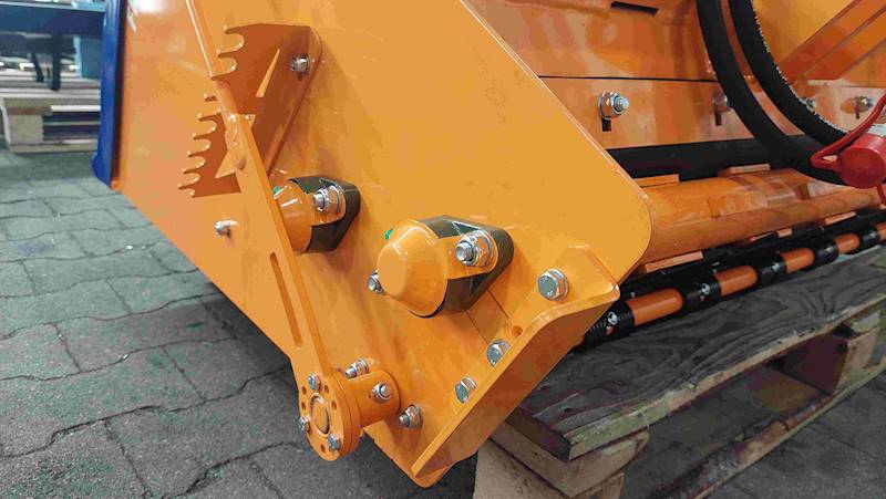 Posypywarka piasku SAND PADAWAN 1,4m