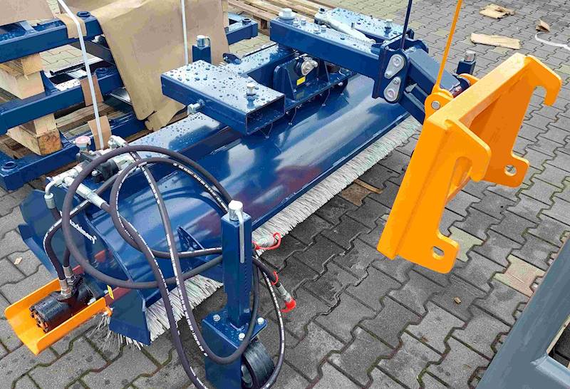 Zamiatarka szczotkowa 1,8m BASIC