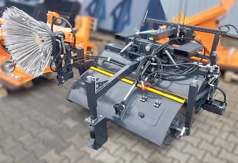 Zamiatarka szczotkowa 1,2m MINI TANK BRUSH