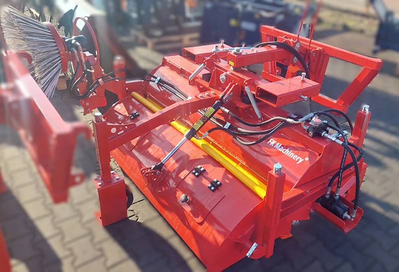 Zamiatarka szczotkowa 1,5m MINI TANK BRUSH