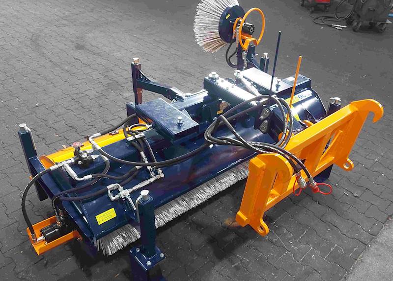 Zamiatarka szczotkowa 1,8m TANK BRUSH