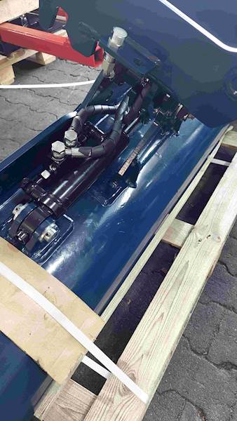 Łyżka skarpowa hydrauliczna 1500mm 2,6-3,5T MS03