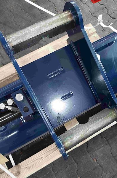 Łyżka skarpowa hydrauliczna 1500mm 2,6-3,5T MS03