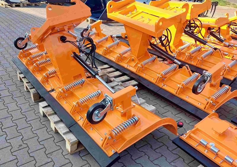 Pług śnieżny łamany standardowy 2.6m EURO/TUZ II