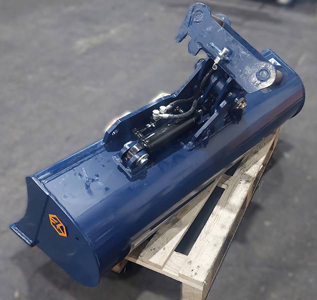 Łyżka skarpowa hydrauliczna 1500mm 3,5-5T MS03