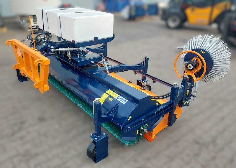Zamiatarka szczotkowa 2,8m TANK BRUSH HYDRO