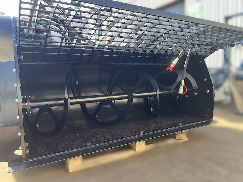 Szufla z mieszalnikiem do betonu 2m