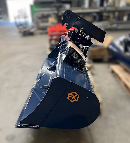 Łyżka skarpowa hydrauliczna 1800mm 8-10T MS08