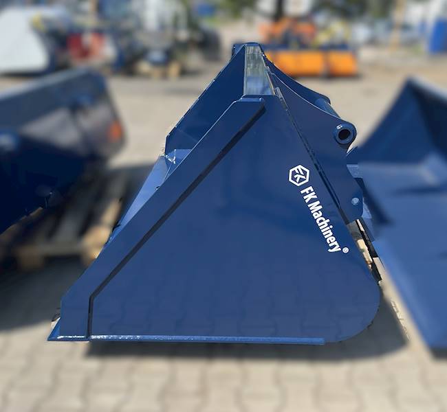 Szufla objętościowa 2,4m poj. 1,42m3 Manitou