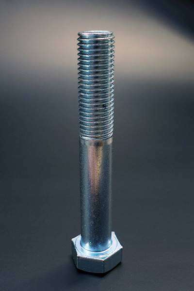 śruby  m10x035 DIN 931/8.8 zn