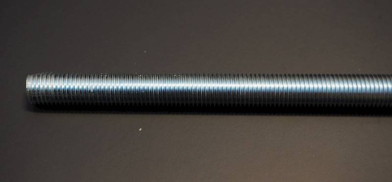 pręty  gwint. m06x1000 DIN 975/8.8 zn