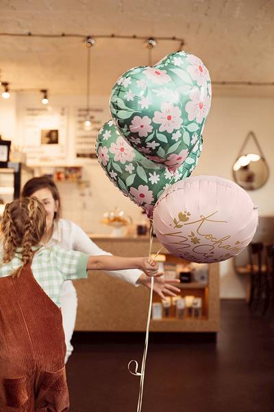 Balon foliowy Serce w kwiaty 45 cm FB124