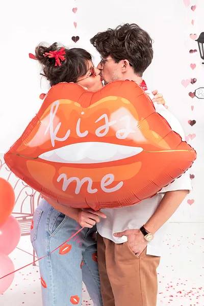 Balon foliowy Usta Kiss Me 86.5x65 cm FB197