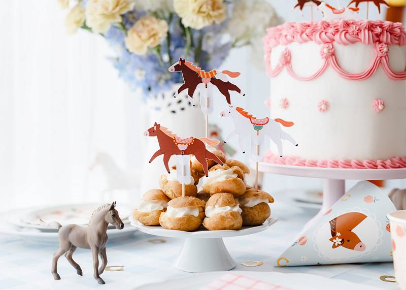 Dekoracje do muffinek - Konie 13 cm 6 sztuk KPM36