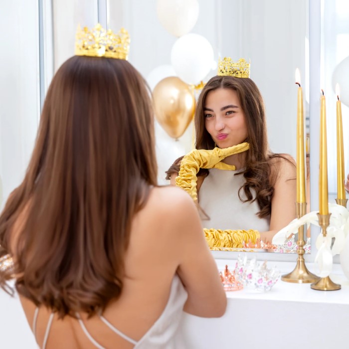 Korona złota na tort topper 10cm 168332