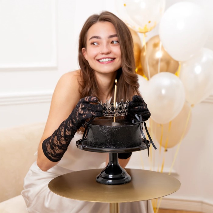 Korona metalowa czarna 10cm 168370