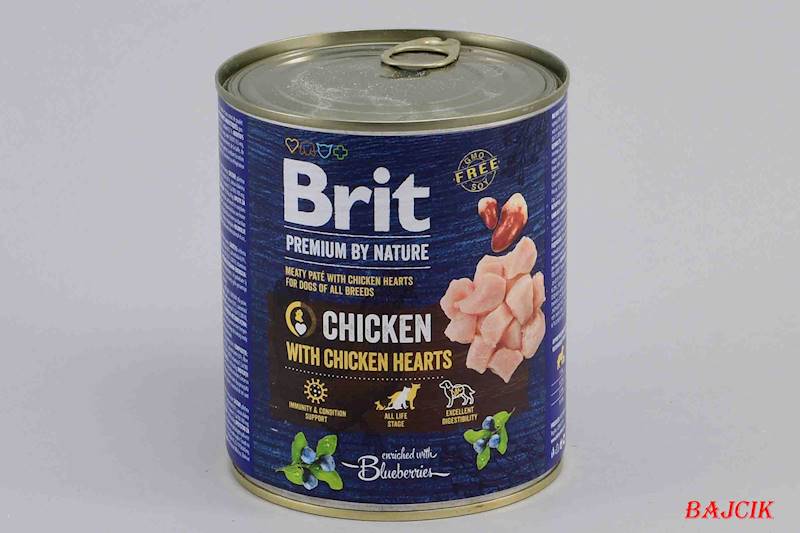 BRIT PREMIUM PIES PUSZ. 800g CHICK & HEARTS 100953