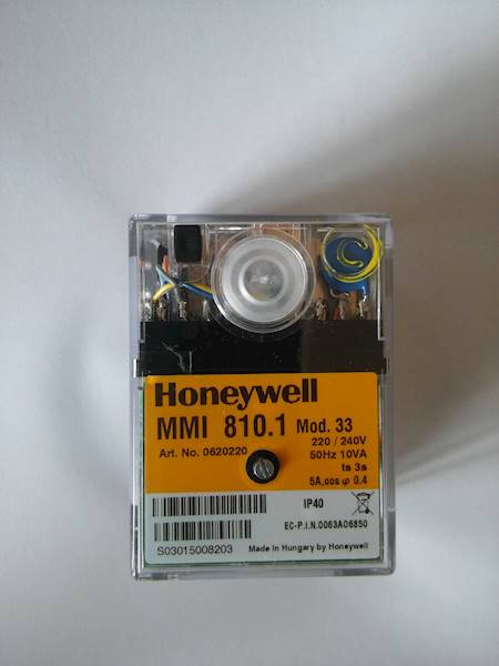Satronic/Honeywell Sterownik palnika gaz MMI810.1