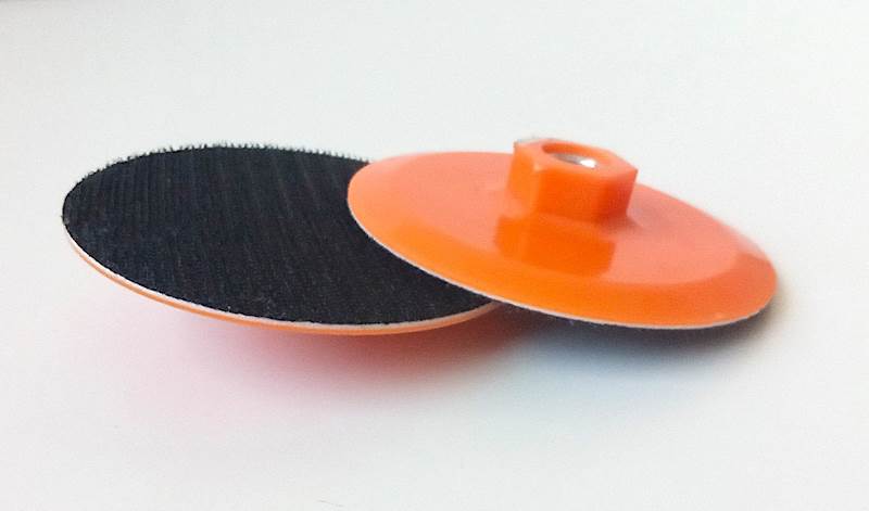 Uchwyt plastik 100 M14