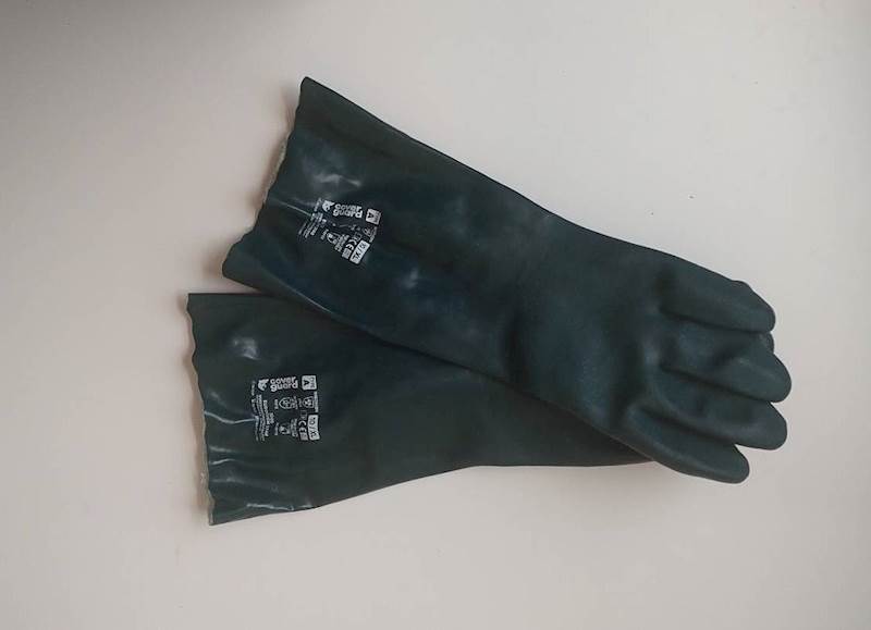 rękawice polimerowe zielone dł.40cm 3739/3740