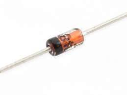Dioda Zenera    6,8V 1,3W BZX85C6V8