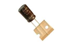 Kondensator     4,7uF 400V 105st