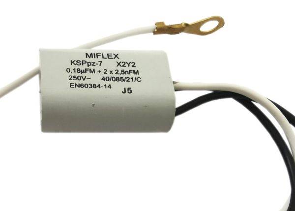 Kondensator MKT      0,18uF+2x2,5n 250V 3p przeciw