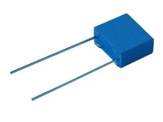 Kondensator     2,2uF   zw. 100V MKT 225K